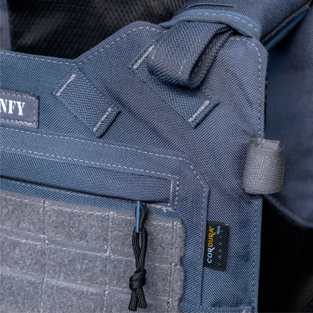 CAPA DE COLETE COMANFY® PREDADOR G5 IIIA - CINZA BANDEIRANTE CAPA DE COLETE COMANFY® PREDADOR G5 IIIA - CINZA BANDEIRANTE