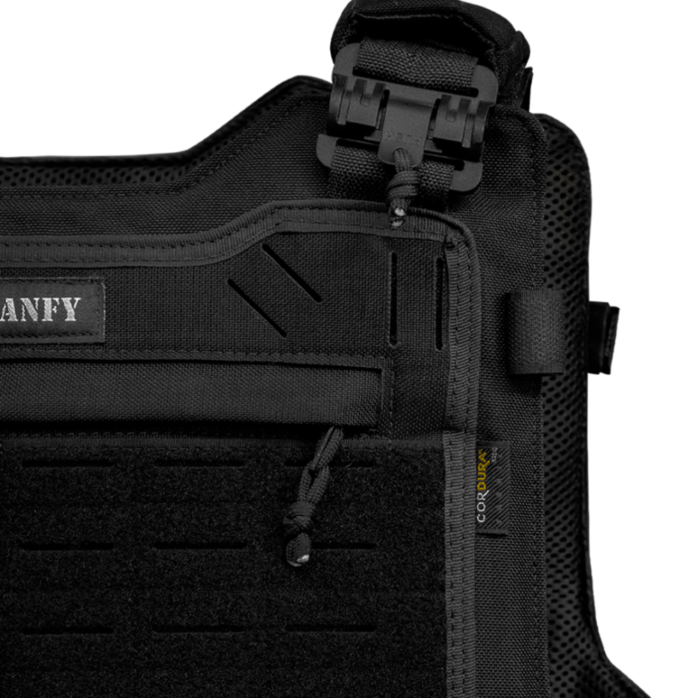 CAPA DE COLETE COMANFY® SPARTA LASER CUT - PRETO CAPA DE COLETE COMANFY® SPARTA LASER CUT - PRETO